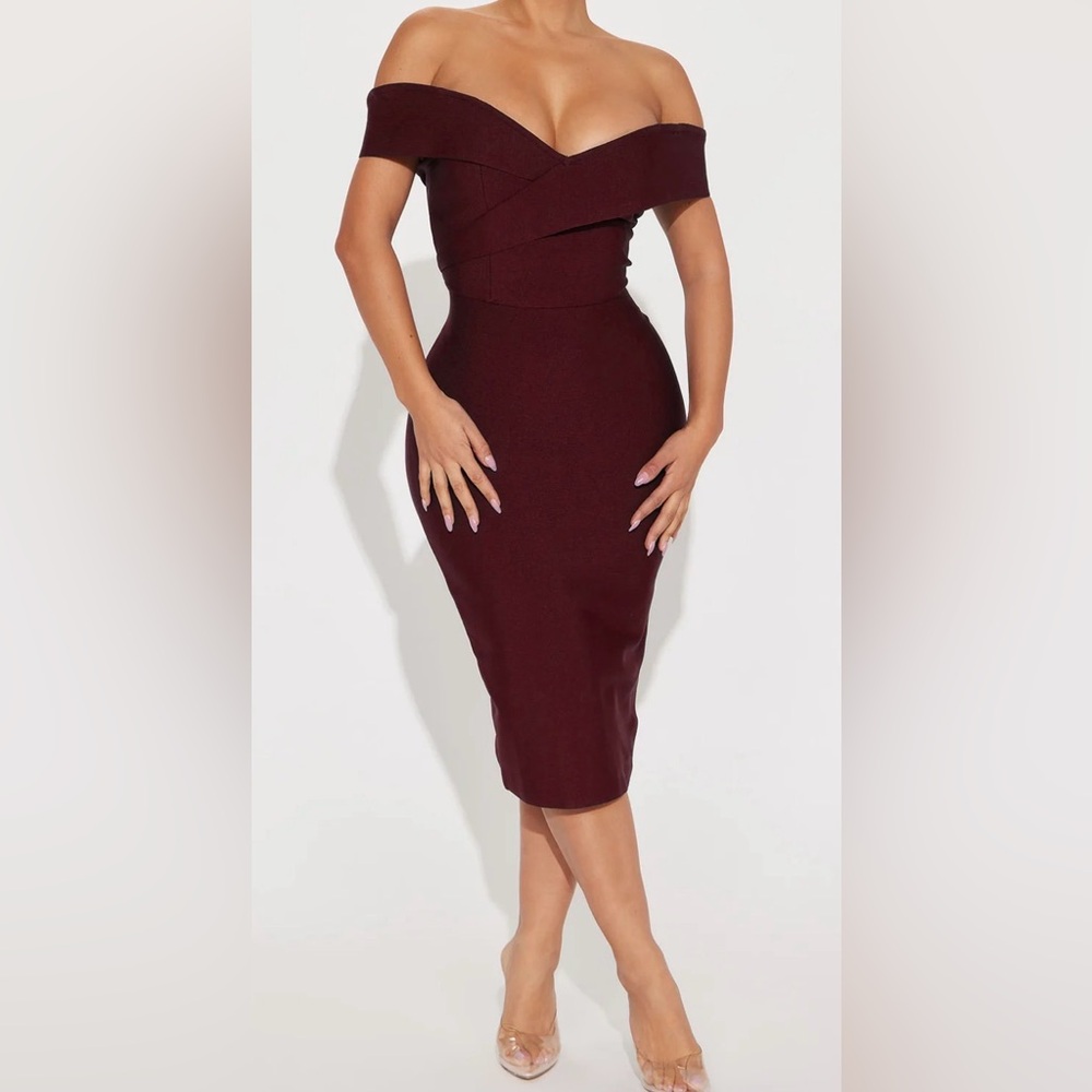 Fashion Nova Off-Shoulder Bodycon Dress in Burgundy